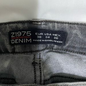 Zara Jeans